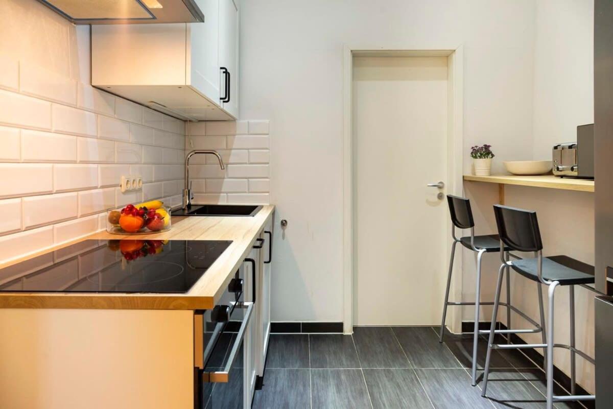 Industrial Style Plus Self Checkin Plus Street Parking Berlin Bagian luar foto